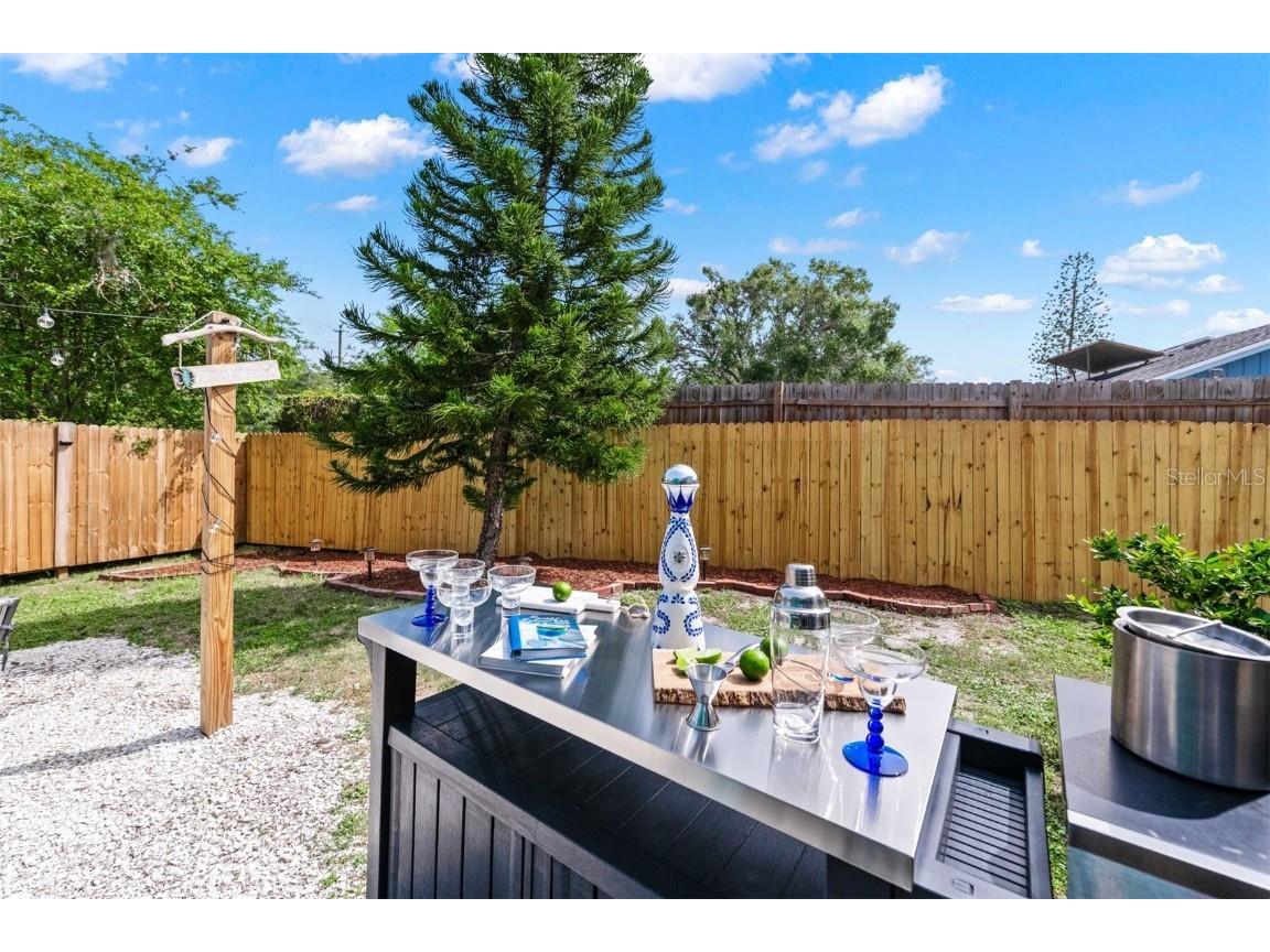 2911 Woodpine Court Sarasota FL 34231 W7881796 image45