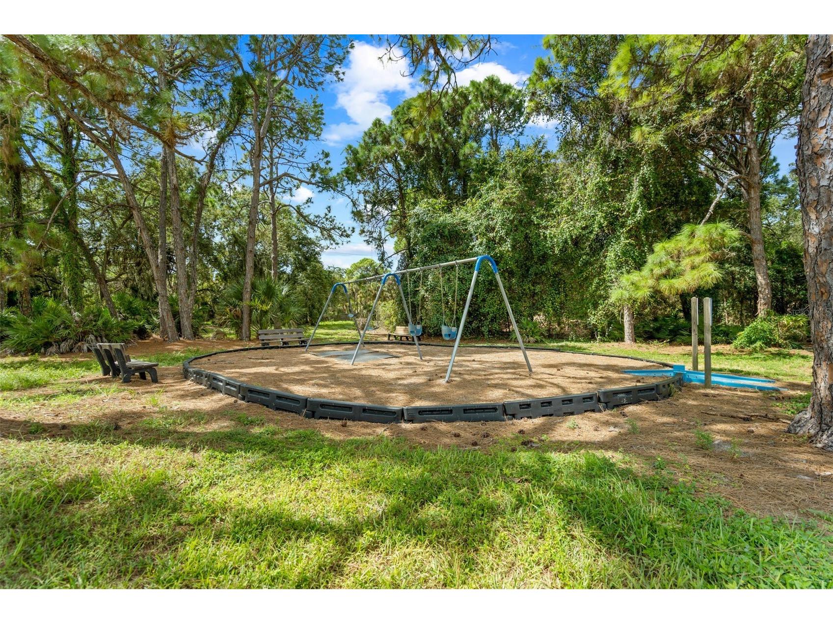 2911 Woodpine Court Sarasota FL 34231 W7886784 image56