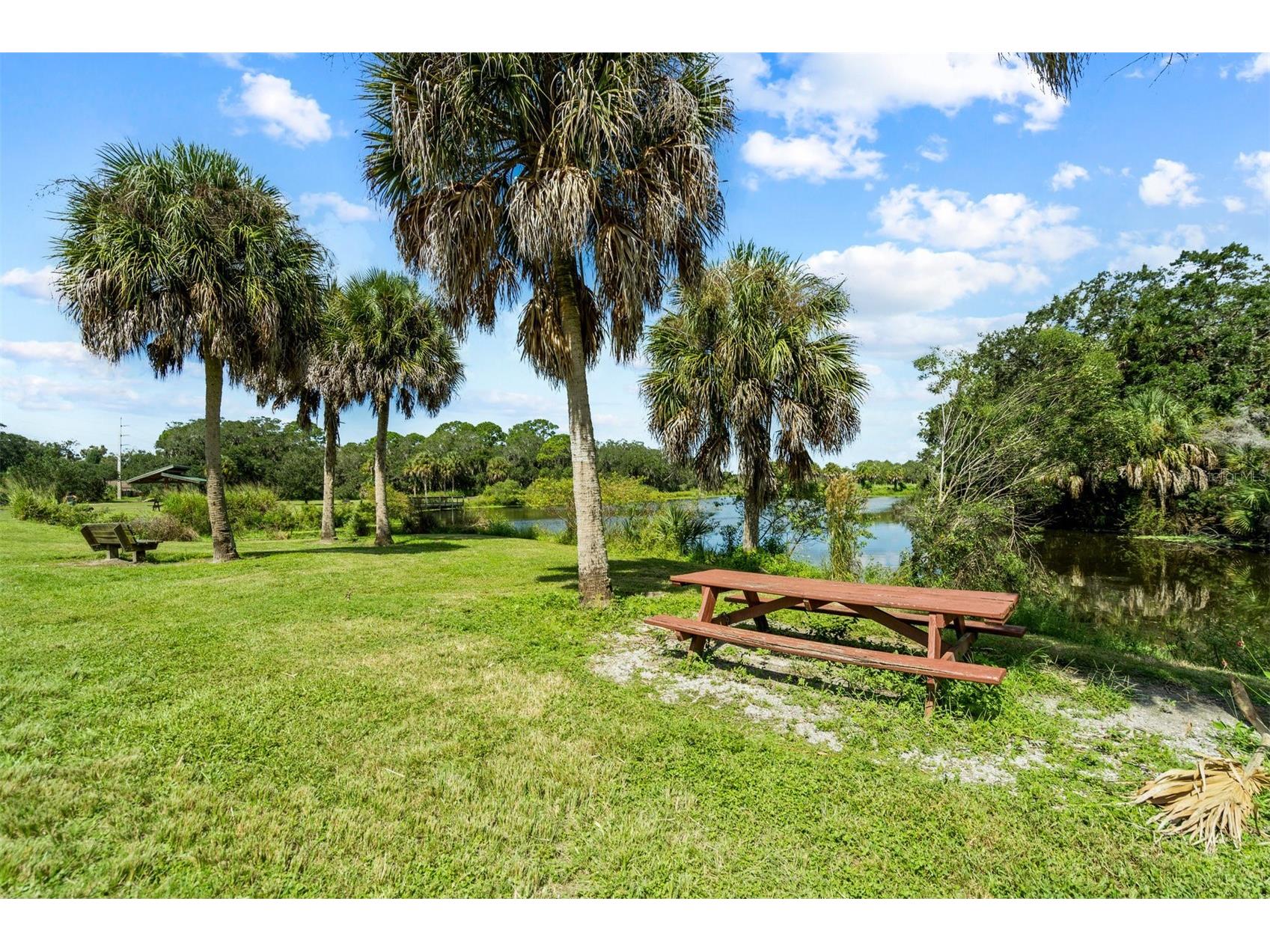 2911 Woodpine Court Sarasota FL 34231 W7886784 image60