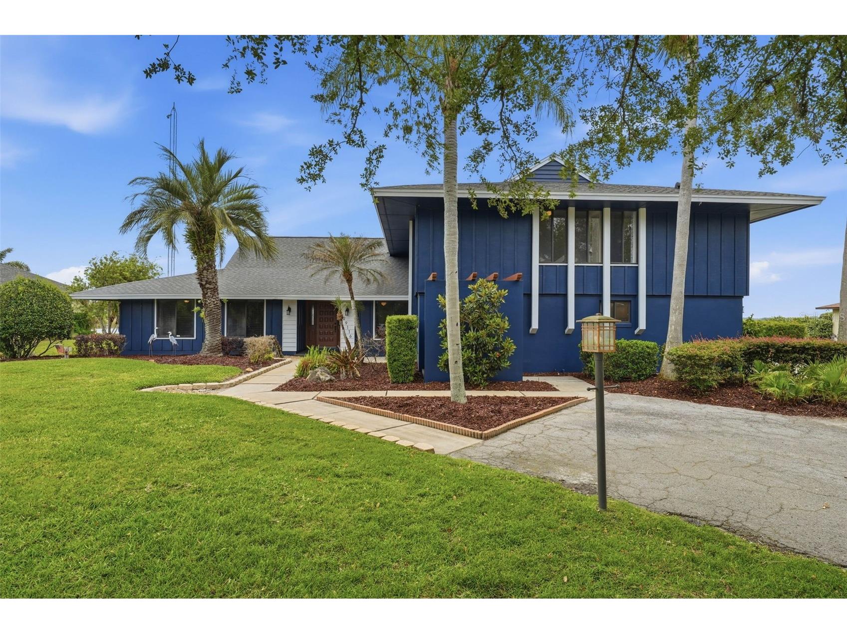 29116 Beauclaire Drive Tavares FL 32778 - LAKE BEAUCLAIRE G5110271 image1