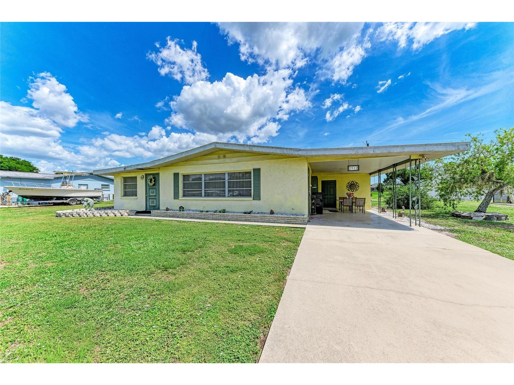 2912 61st Street E Palmetto FL 34221 A4694935 image1