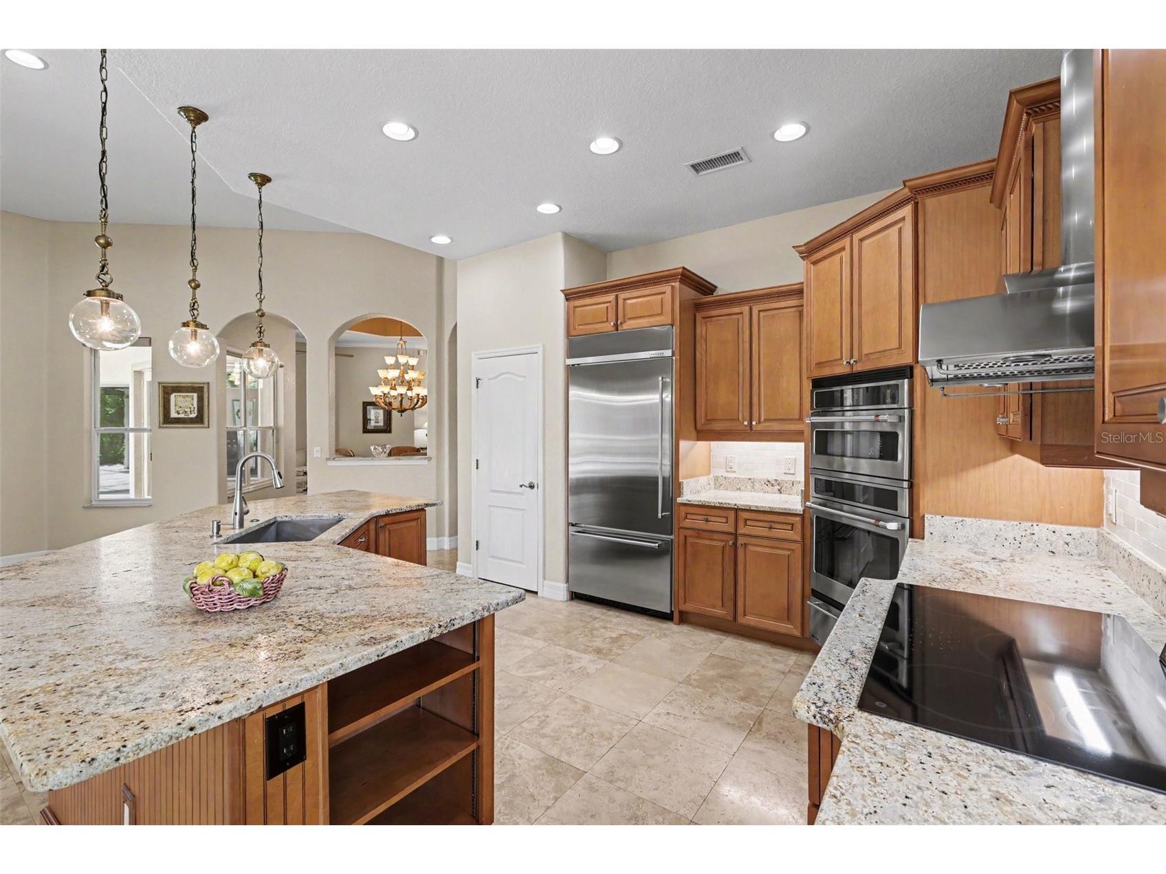 2912 Hampton Place Court Plant City FL 33566 TB8531660 image16