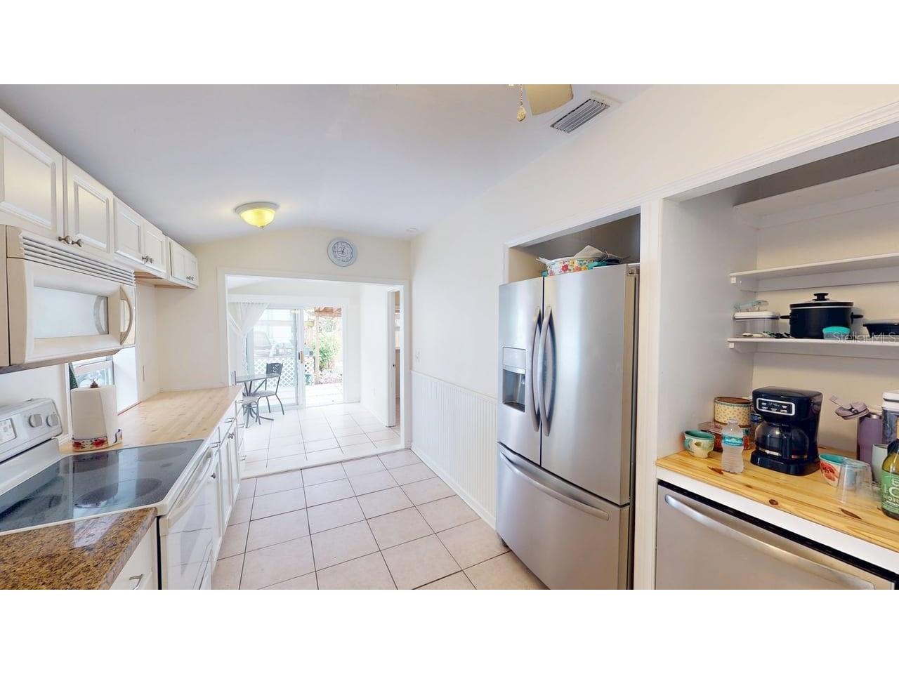 2912 Hawthorne Street Sarasota FL 34239 R4911184 image19