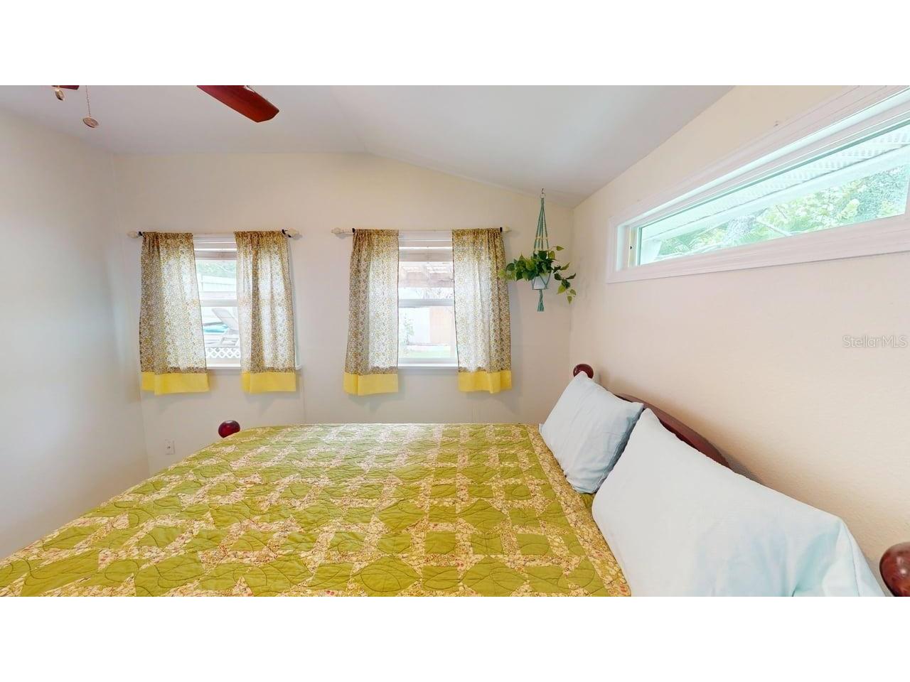 2912 Hawthorne Street Sarasota FL 34239 R4911184 image28