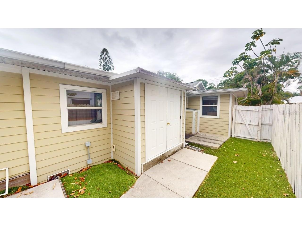 2912 Hawthorne Street Sarasota FL 34239 R4911184 image52