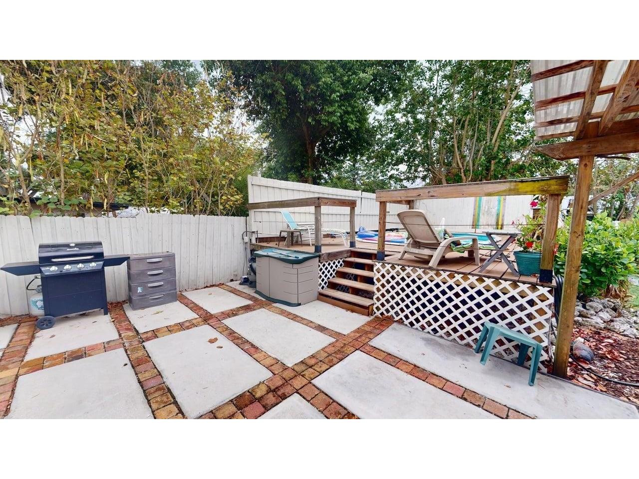2912 Hawthorne Street Sarasota FL 34239 R4911184 image59