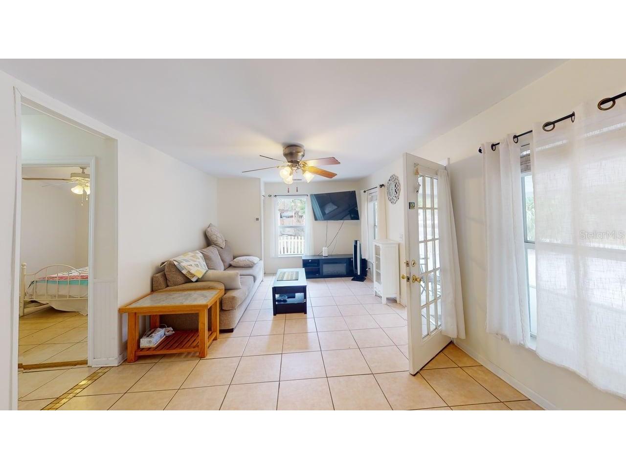 2912 Hawthorne Street Sarasota FL 34239 R4911184 image6