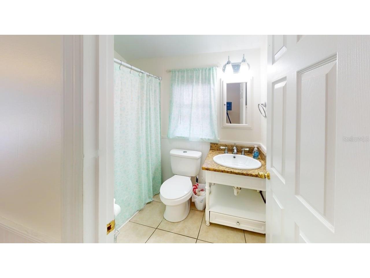 2912 Hawthorne Street Sarasota FL 34239 R4911184 image63