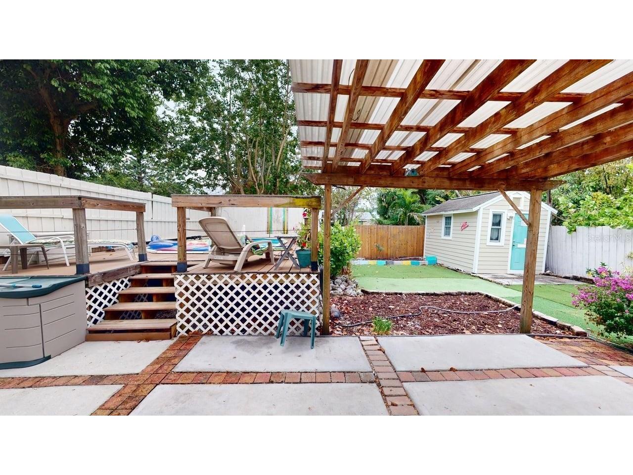 2912 Hawthorne Street Sarasota FL 34239 R4911184 image68