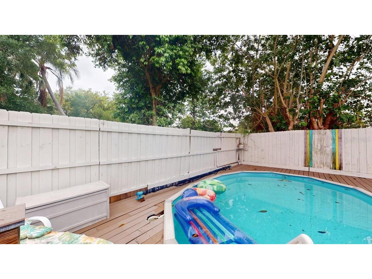 2912 Hawthorne Street Sarasota FL 34239 R4911184 image7