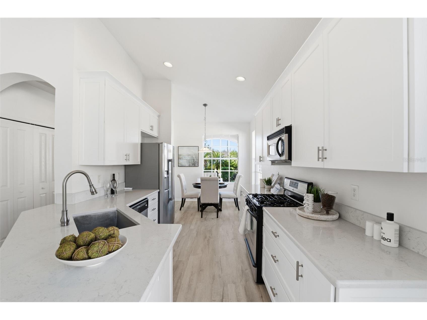 2912 Torrance Drive Land O Lakes FL 34638 W7882583 image8