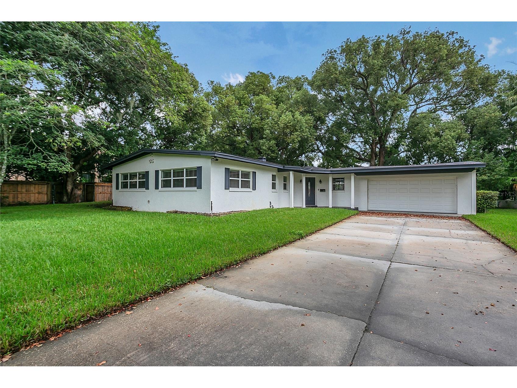 2913 Carmia Drive Orlando FL 32806 - LAKE WILLISARA LAKE PINELOCH O6349665 image1