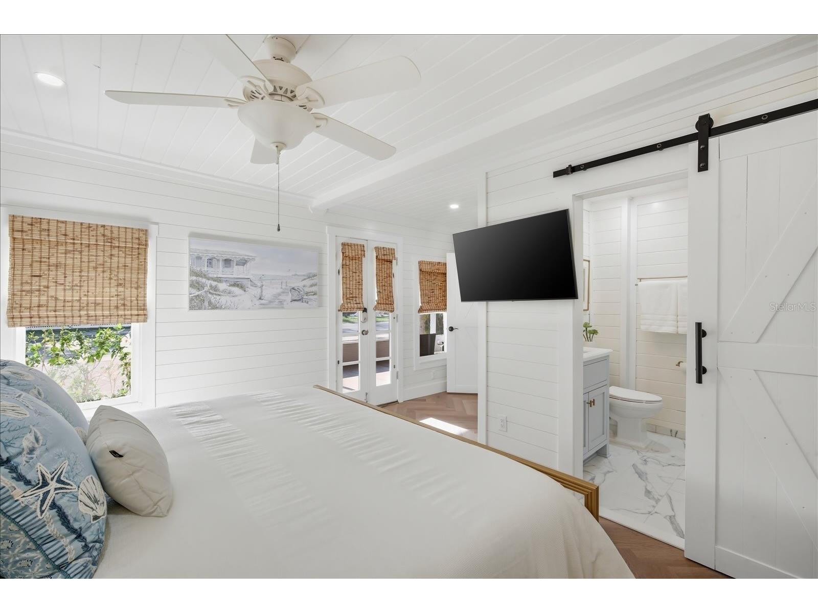 2913 Gulf Drive Holmes Beach FL 34217 A4684724 image25