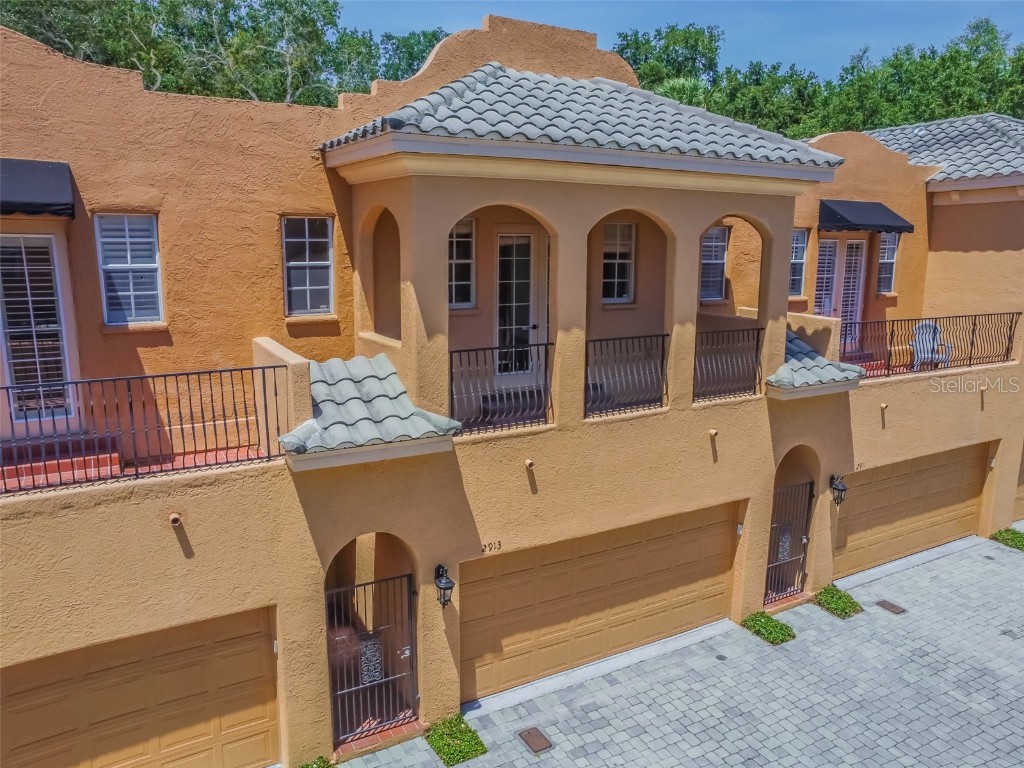 2913 Hansen Manor Lane Tampa FL 33611 T3459326 image1