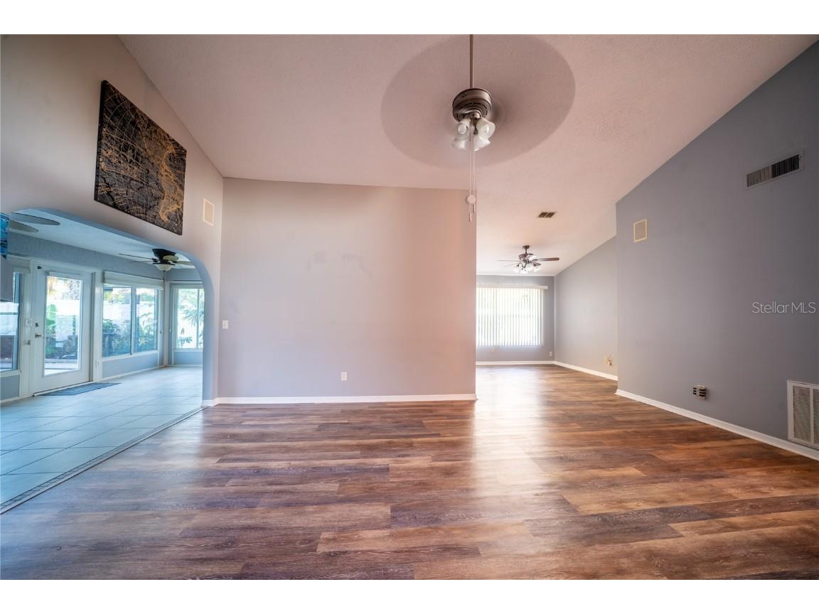 2913 Longbrooke Way Clearwater FL 33760 TB8450514 image15