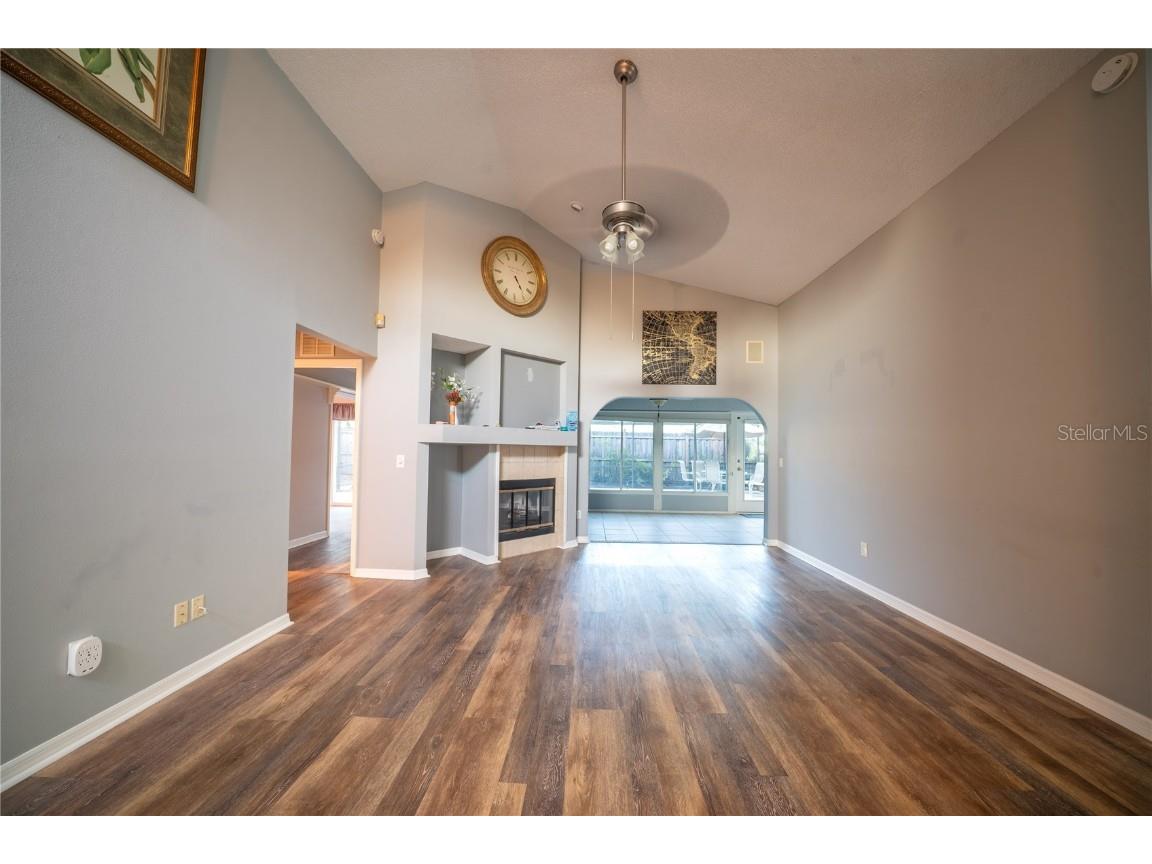 2913 Longbrooke Way Clearwater FL 33760 TB8450514 image16