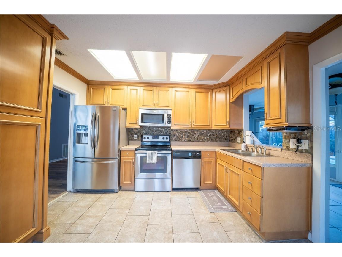 2913 Longbrooke Way Clearwater FL 33760 TB8450514 image17