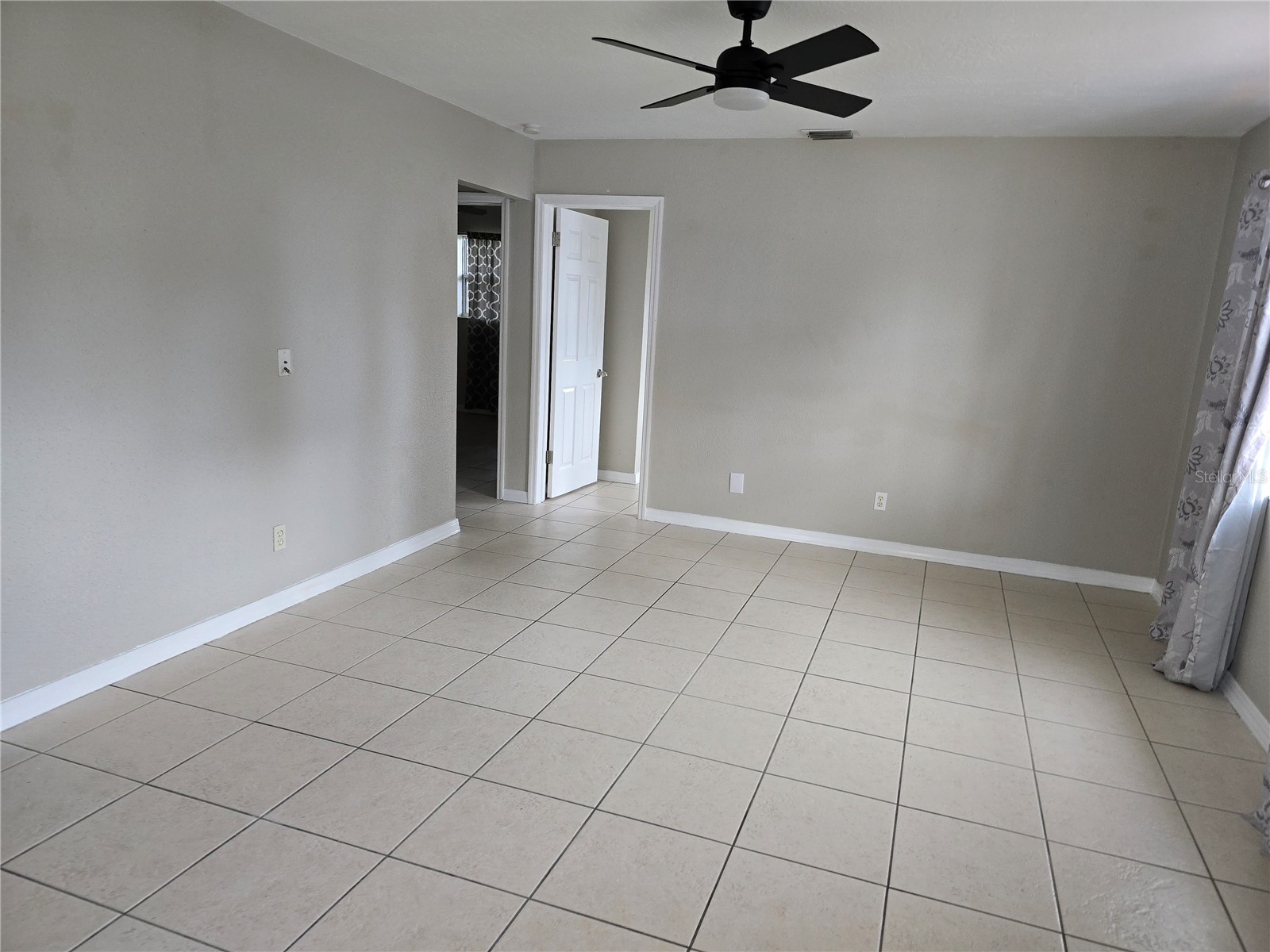 2913 Mcintosh Road Sarasota FL 34232 A4696989 image13