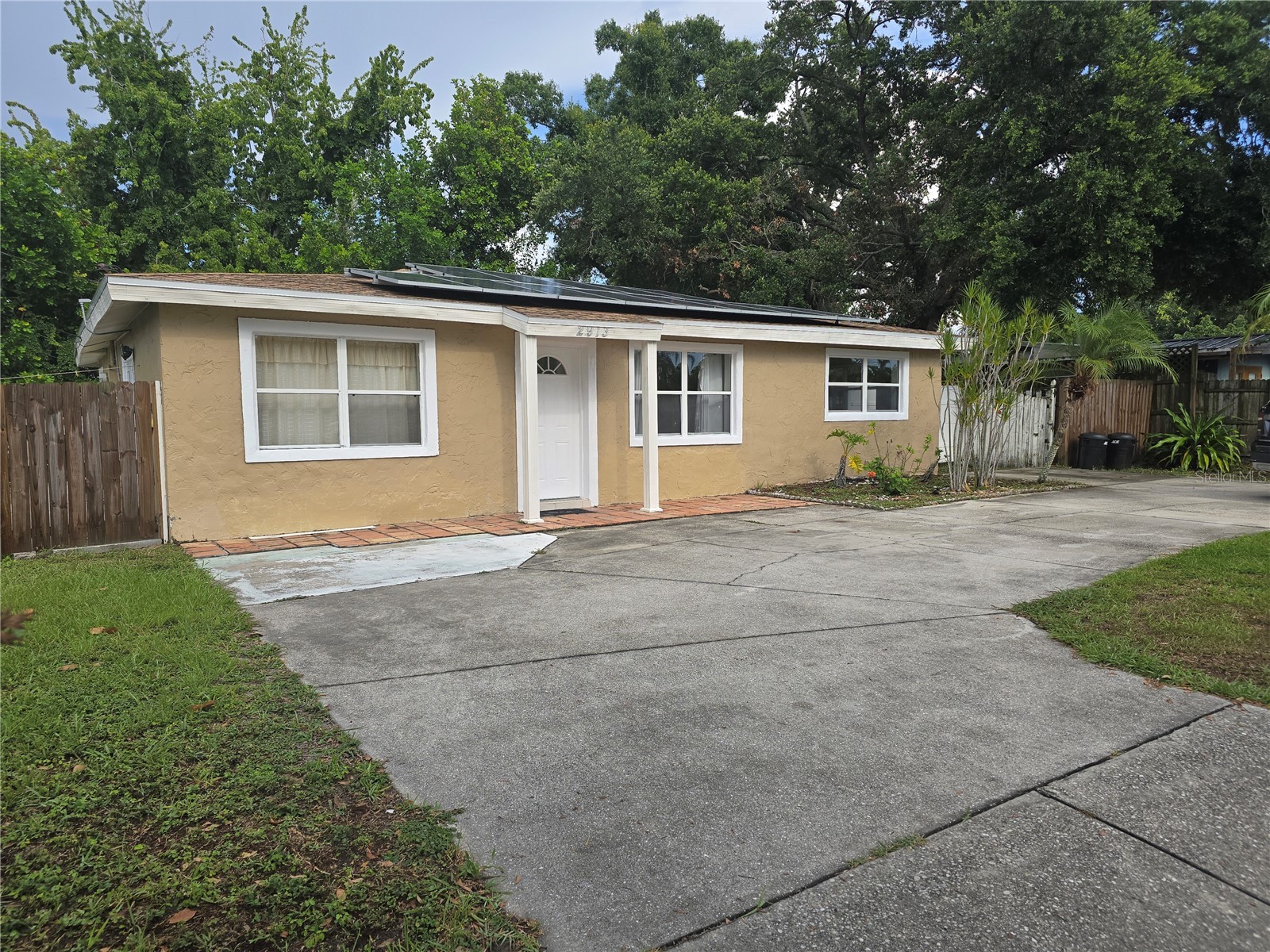 2913 Mcintosh Road Sarasota FL 34232 A4696989 image2