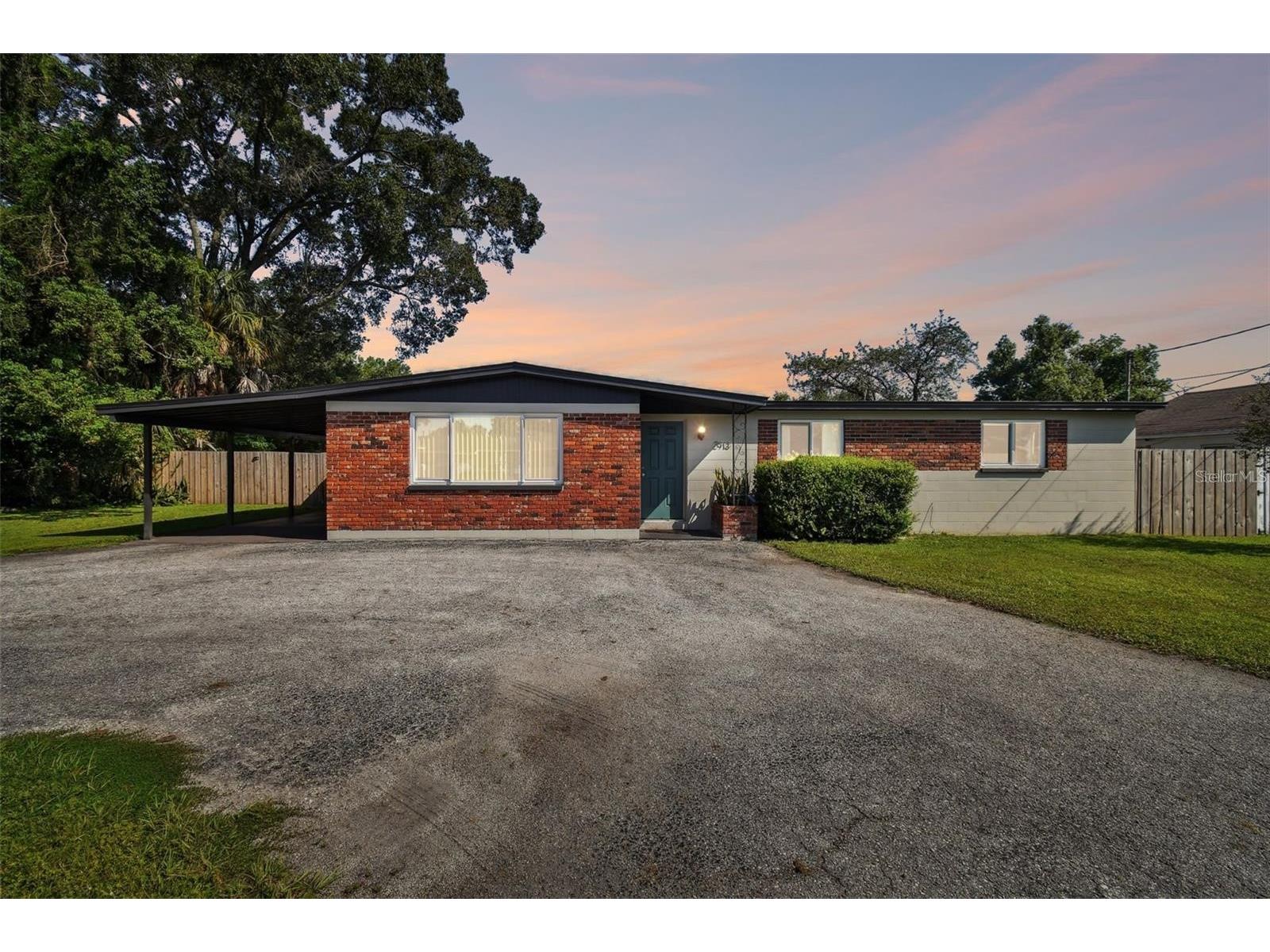 2913 W Xanthus Street Tampa FL 33614 TB8494140 image1