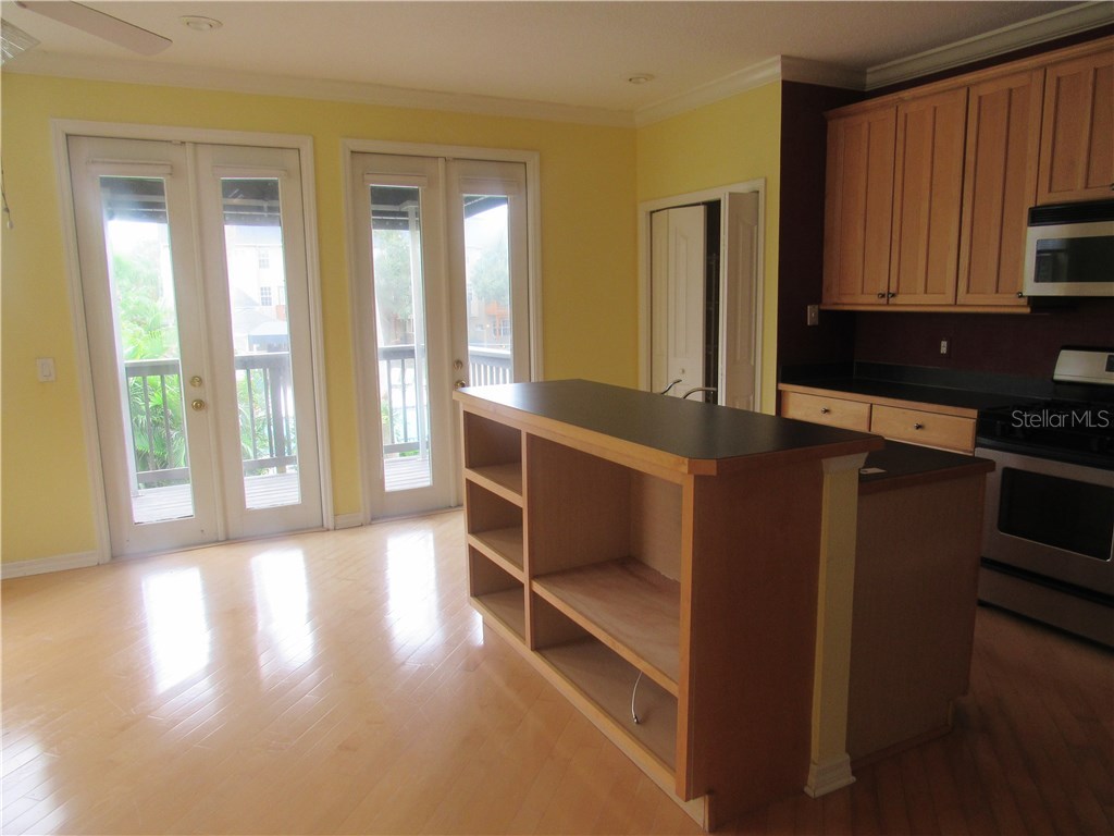 2914 Bayshore Pointe Drive Tampa FL 33611 TB8512568 image2