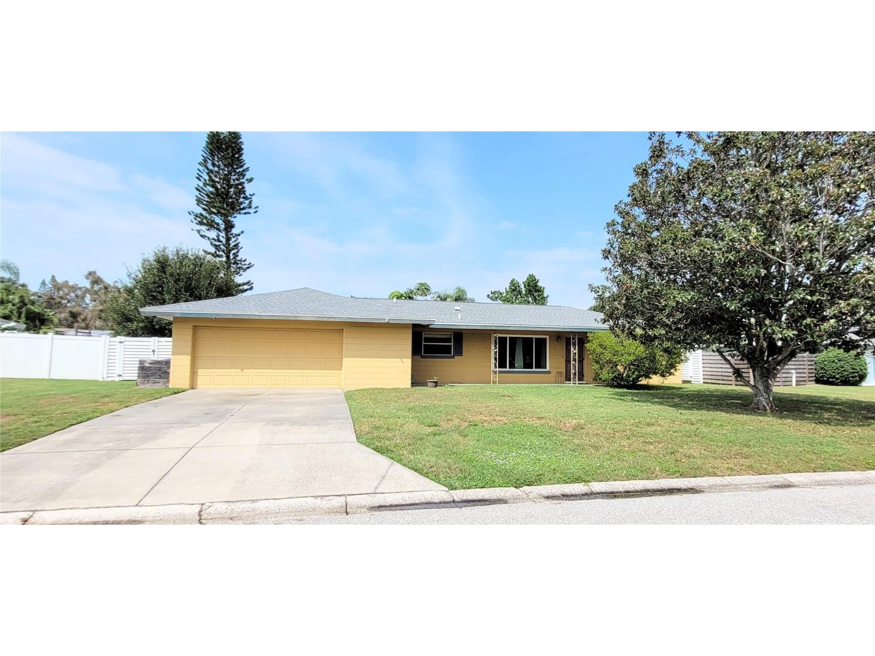 2914 Satsuma Drive Sarasota FL 34239 A4585853 image1