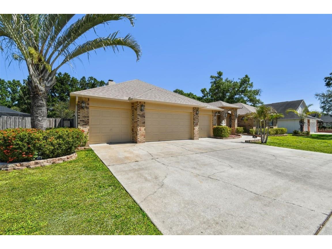 2914 Timber Knoll Drive Valrico FL 33596 TB8377329 image2