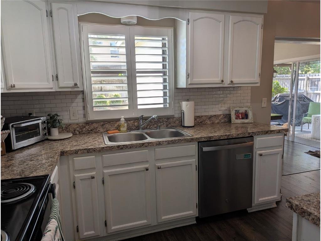 2914 Trudy Lane Tampa FL 33611 A4672461 image13