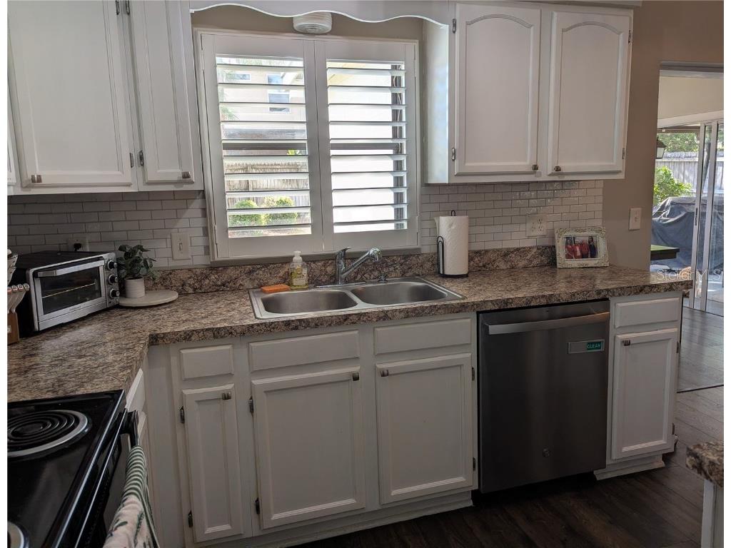 2914 Trudy Lane Tampa FL 33611 A4672461 image4