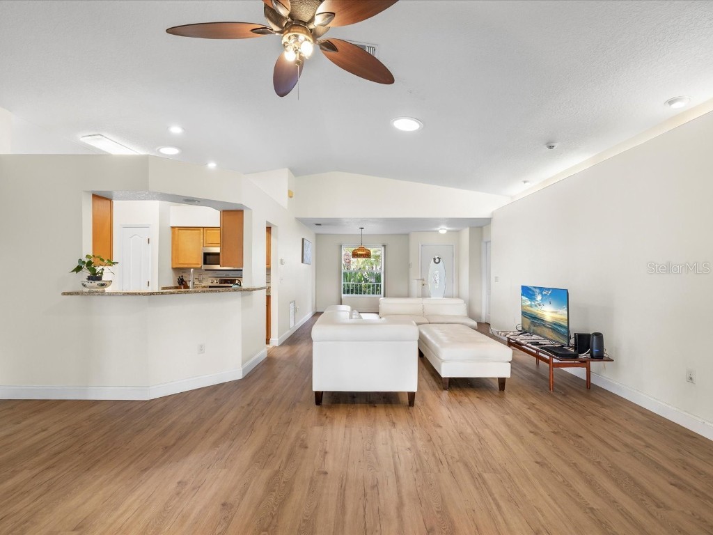 29146 Princeville Drive San Antonio FL 33576 TB8461692 image11