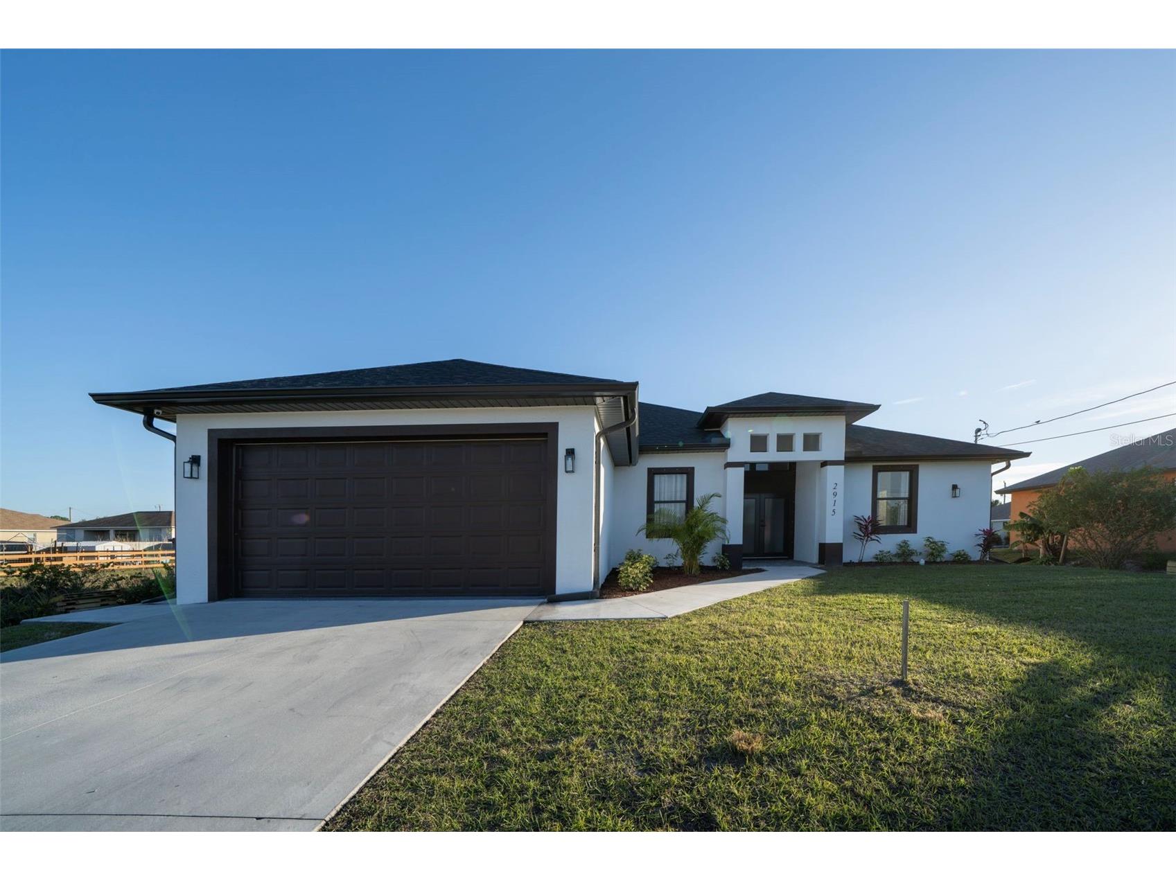 2915 5th Street SW Lehigh Acres FL 33976 TB8350595 image1