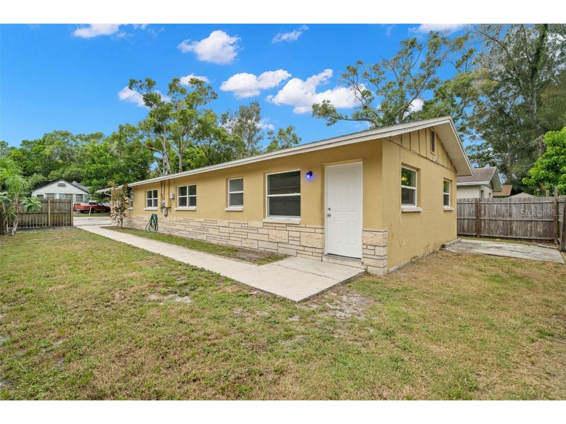 2915 61st Avenue N Saint Petersburg FL 33714 U8210597 image1