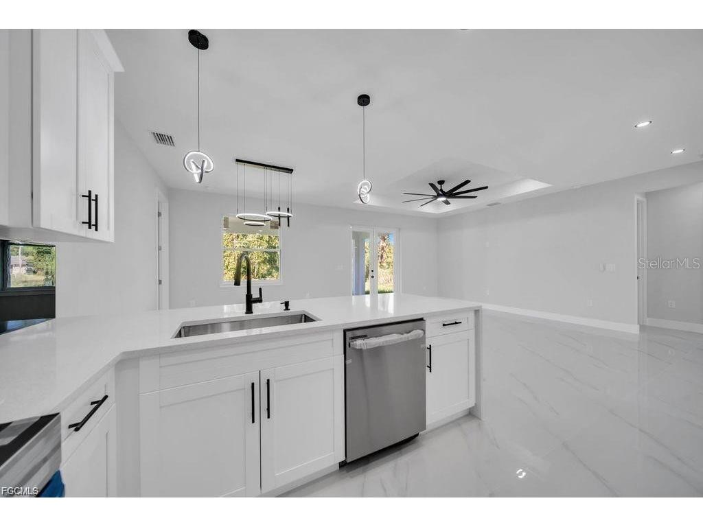 2915 6th Street SW Lehigh Acres FL 33976 A4671959 image18