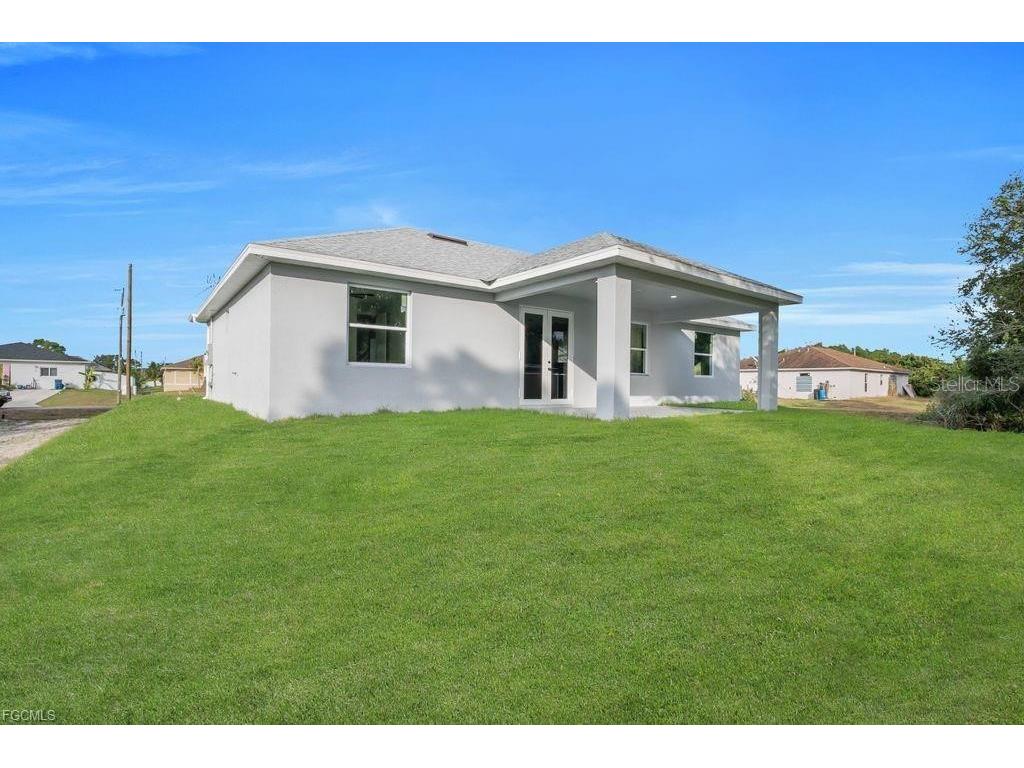 2915 6th Street SW Lehigh Acres FL 33976 A4671959 image32
