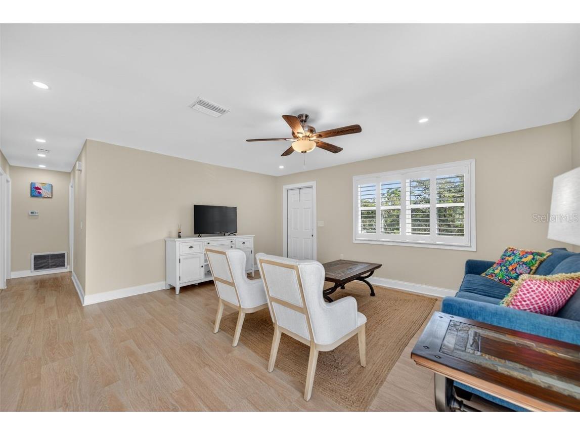 2915 Avenue C Holmes Beach FL 34217 A4668577 image14