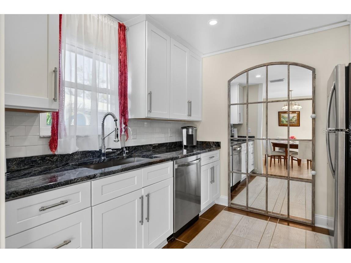 2915 Avenue C Holmes Beach FL 34217 A4668577 image18