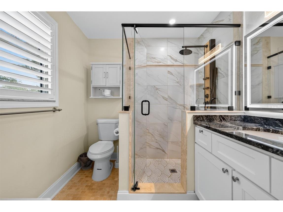 2915 Avenue C Holmes Beach FL 34217 A4668577 image28