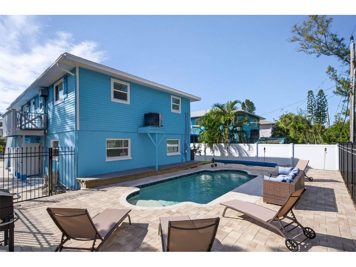 2915 Avenue C Holmes Beach FL 34217 A4668577 image39