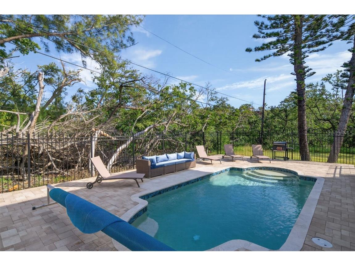 2915 Avenue C Holmes Beach FL 34217 A4668577 image43