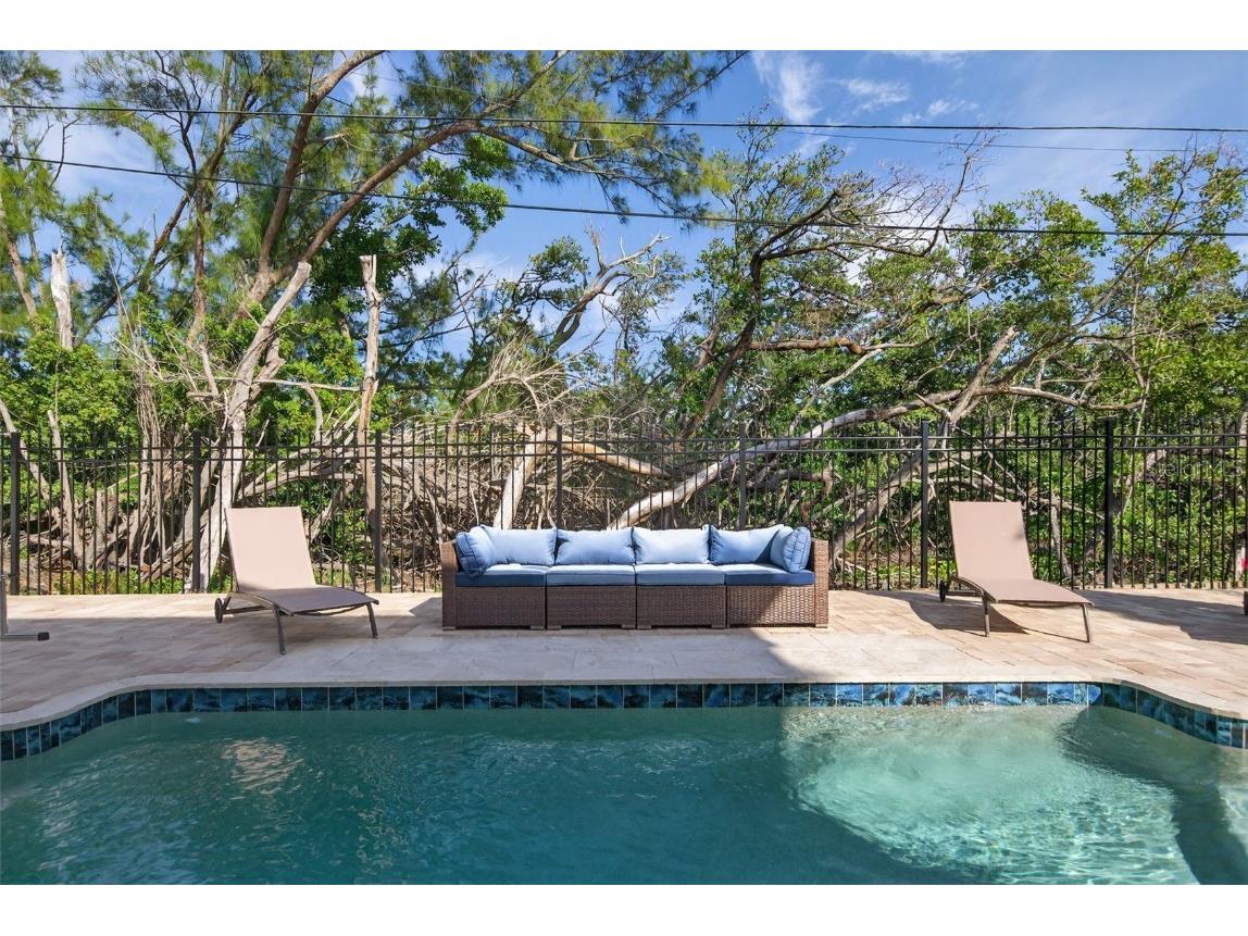 2915 Avenue C Holmes Beach FL 34217 A4668577 image44