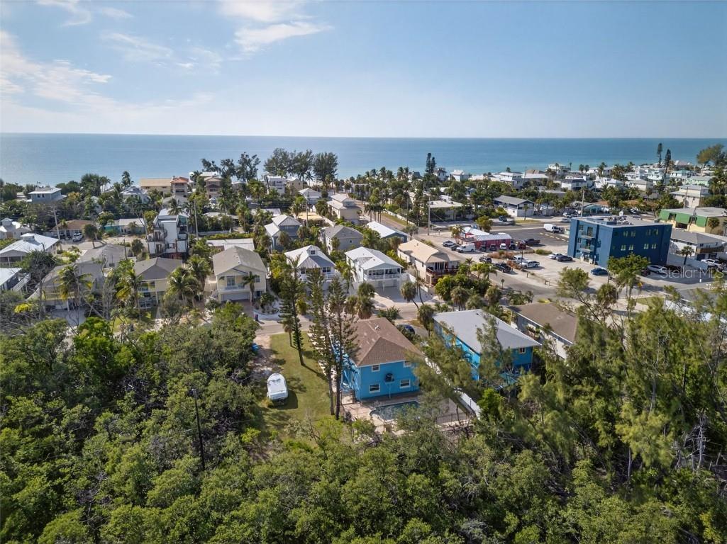 2915 Avenue C Holmes Beach FL 34217 A4668577 image51