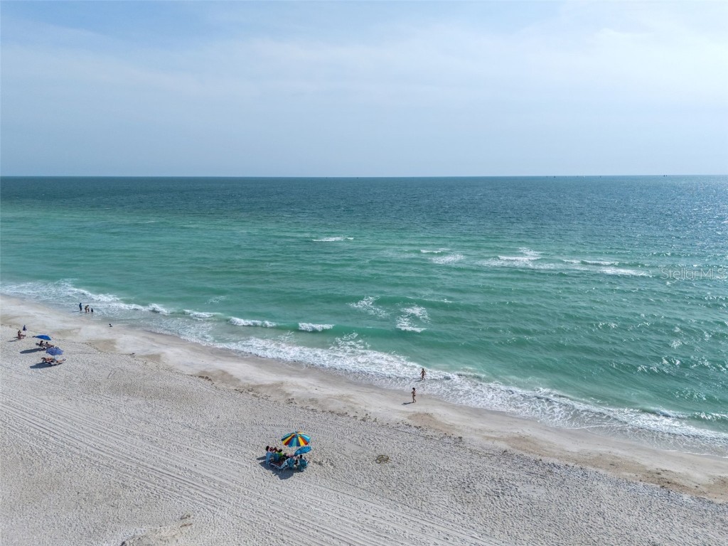 2915 Avenue C Holmes Beach FL 34217 A4668577 image60