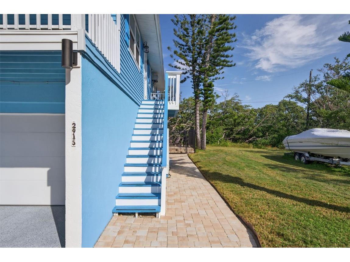 2915 Avenue C Holmes Beach FL 34217 A4668577 image8