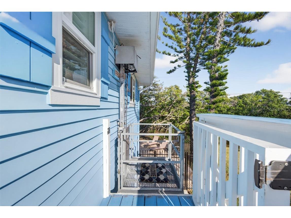 2915 Avenue C Holmes Beach FL 34217 A4668577 image9