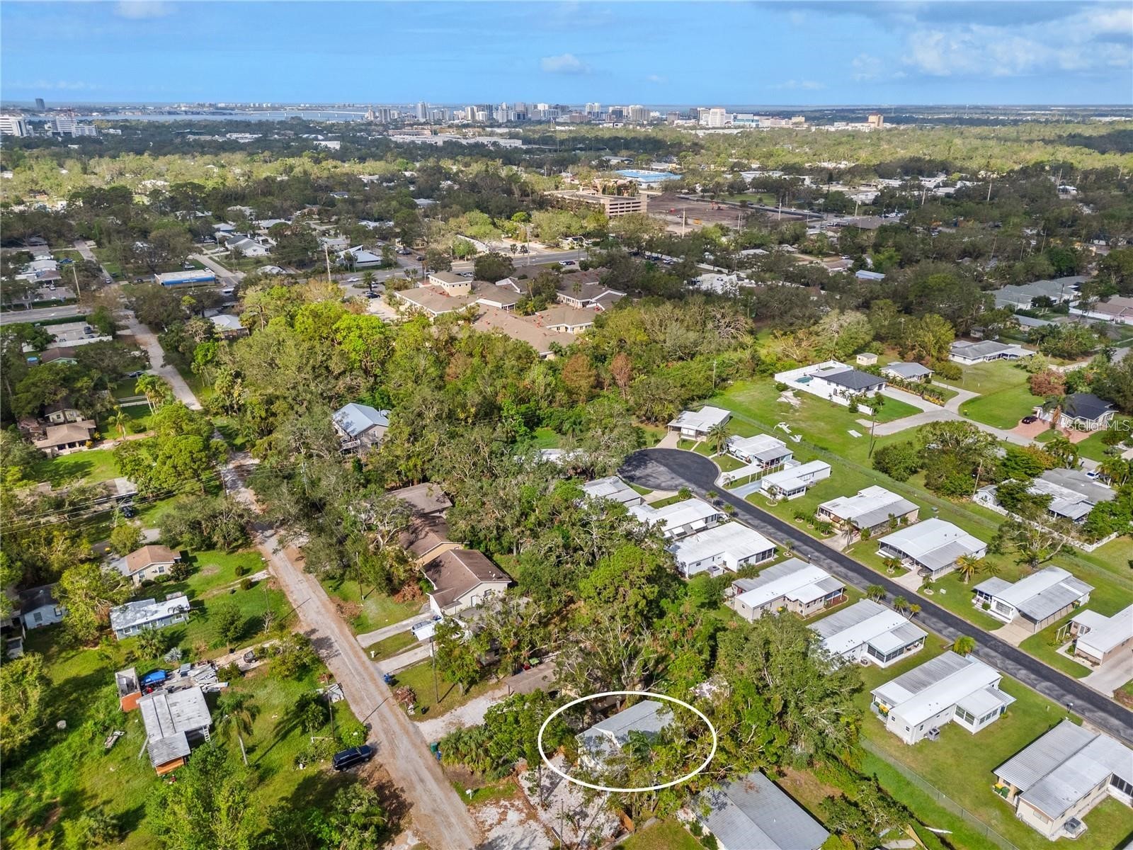 2915 Lynnhurst Street Sarasota FL 34239 A4687789 image3
