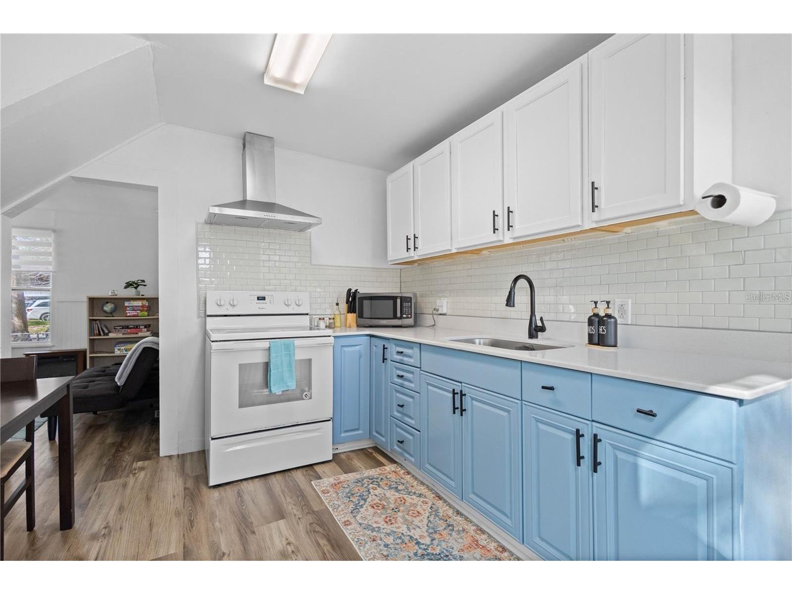 2915 Lynnhurst Street Sarasota FL 34239 A4687789 image9