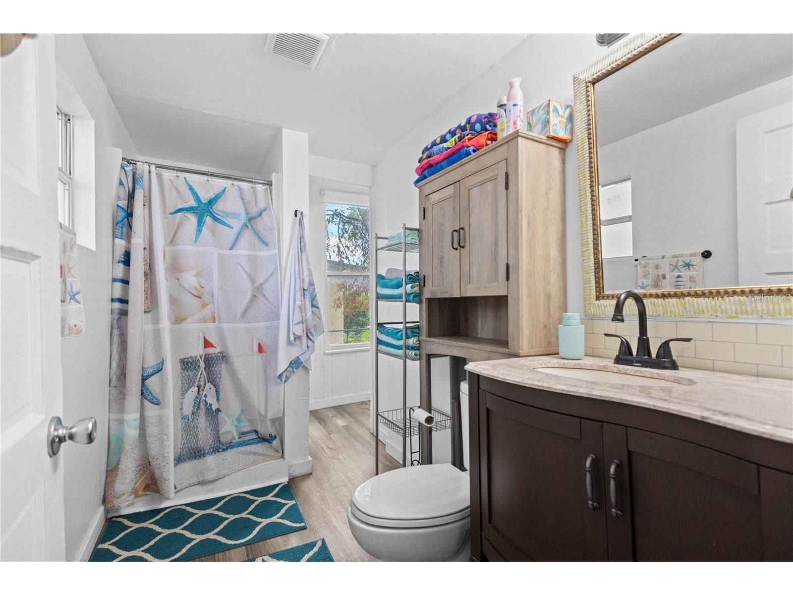 2915 Lynnhurst Street Sarasota FL 34239 A4687800 image12