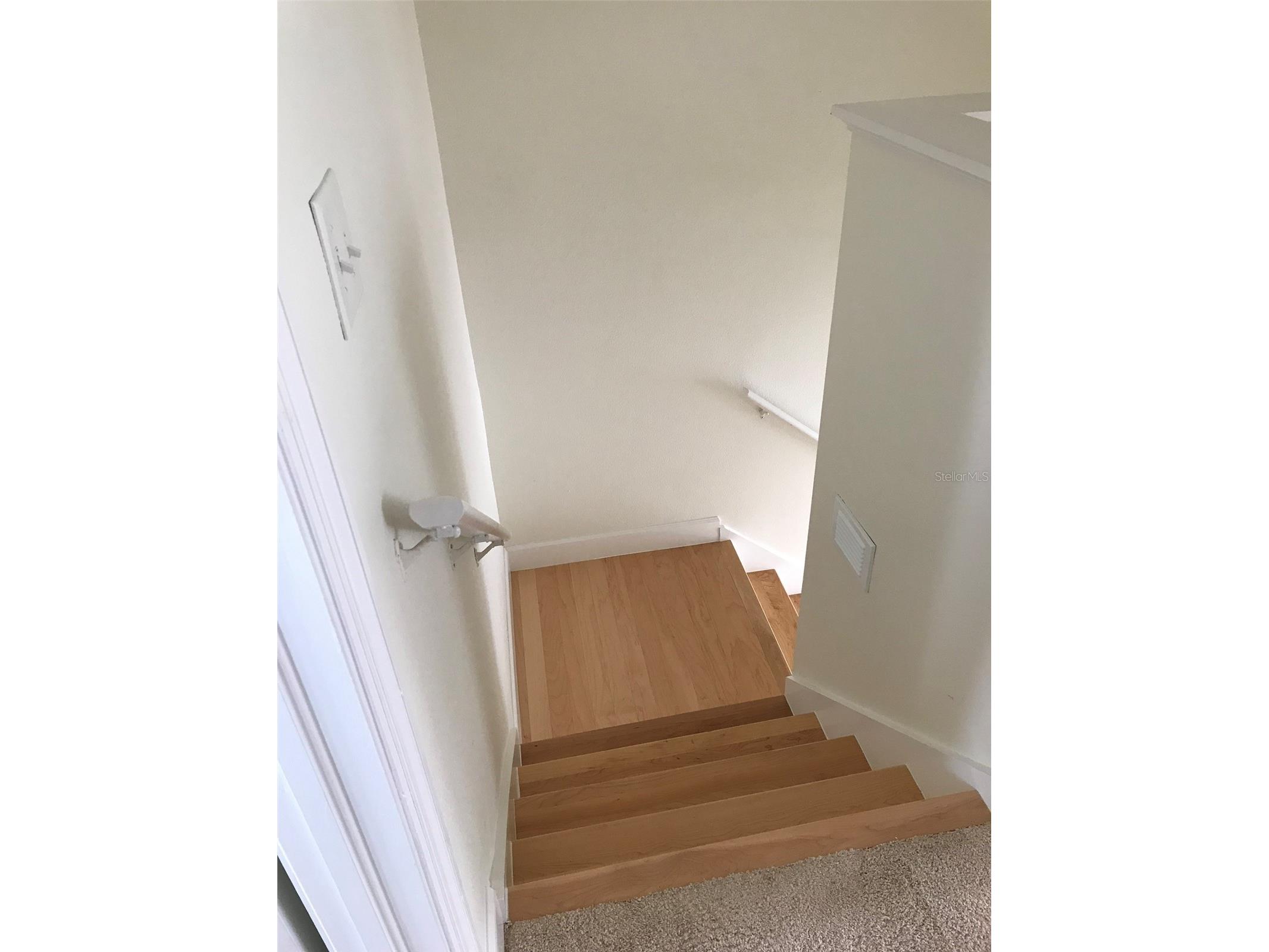 2915 Pointeview Tampa FL 33611 TB8475494 image10