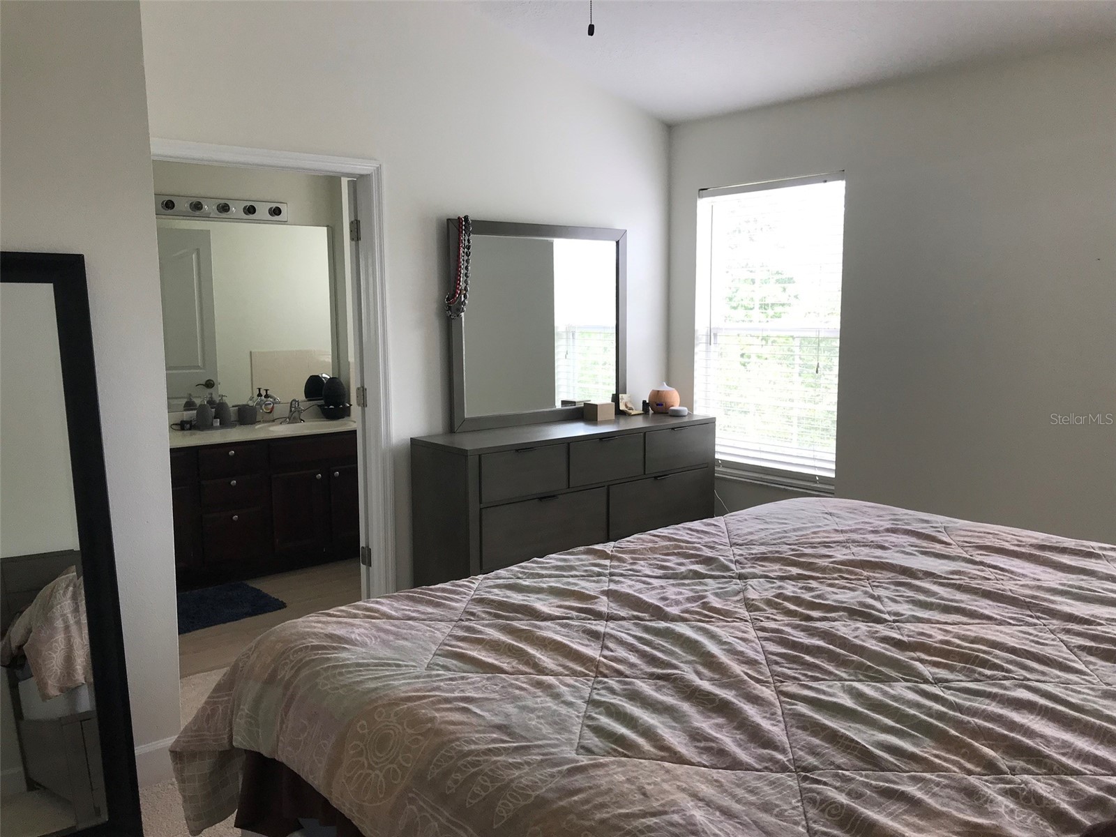 2915 Pointeview Tampa FL 33611 TB8475494 image11