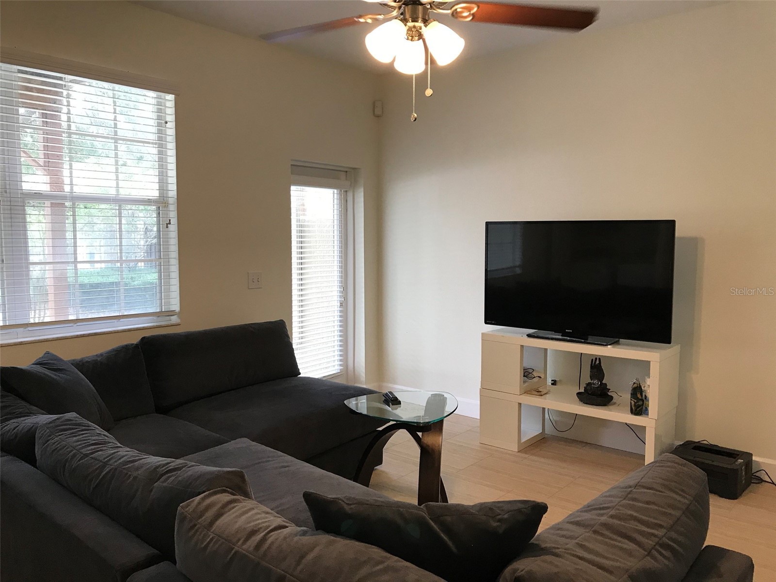 2915 Pointeview Tampa FL 33611 TB8475494 image5